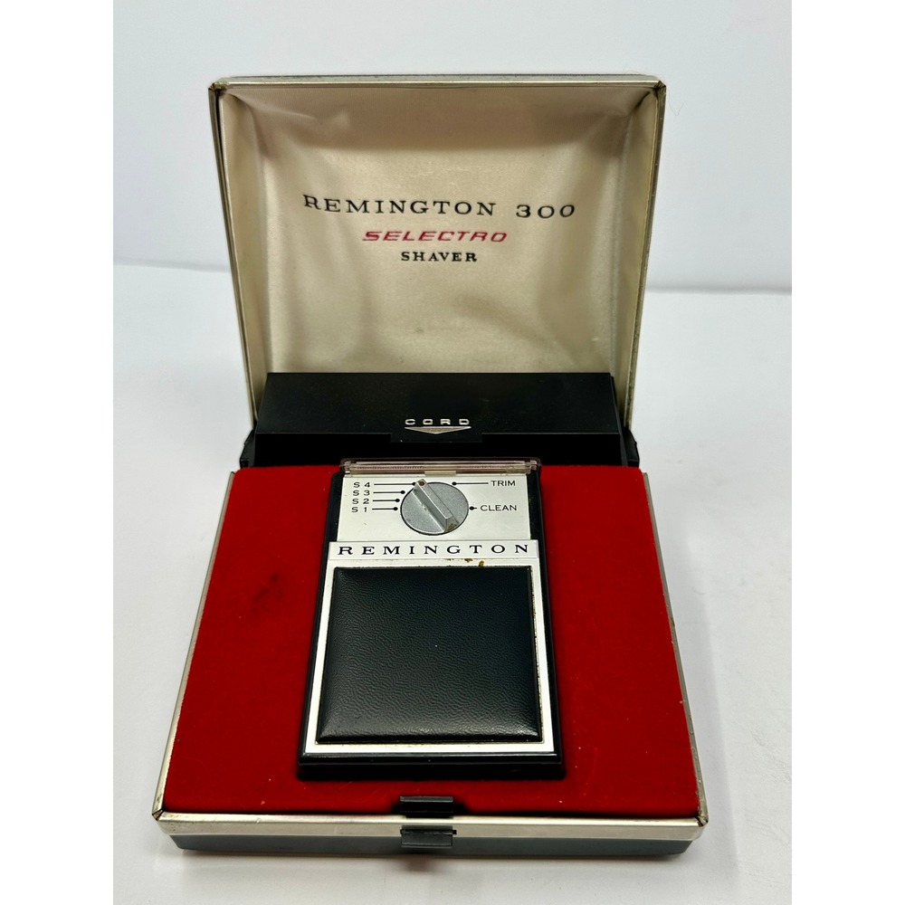 Vintage Remington 300 Selectro Electric Shaver Corded with Original‎ Case B2